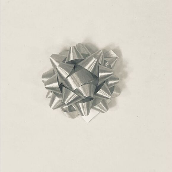 SILVER CONFETTI FLAT BOW 2.25” 1 CASE OF 200 NIB - Picture 2 of 4